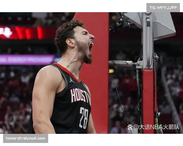 火箭阿门汤普森进步明显 准三双数据展现全能性